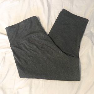 C9 by Champion • capri leggings